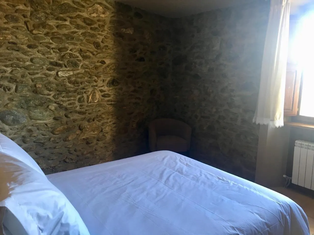 Hostal D'Escadarcs Aviá
